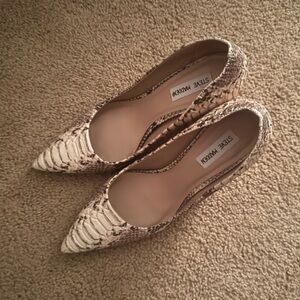 Steve Madden Cream and Brown Snakeskin Heels